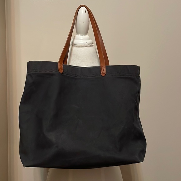 Madewell Accessories - Madewell Transport Bag- Navy Blue